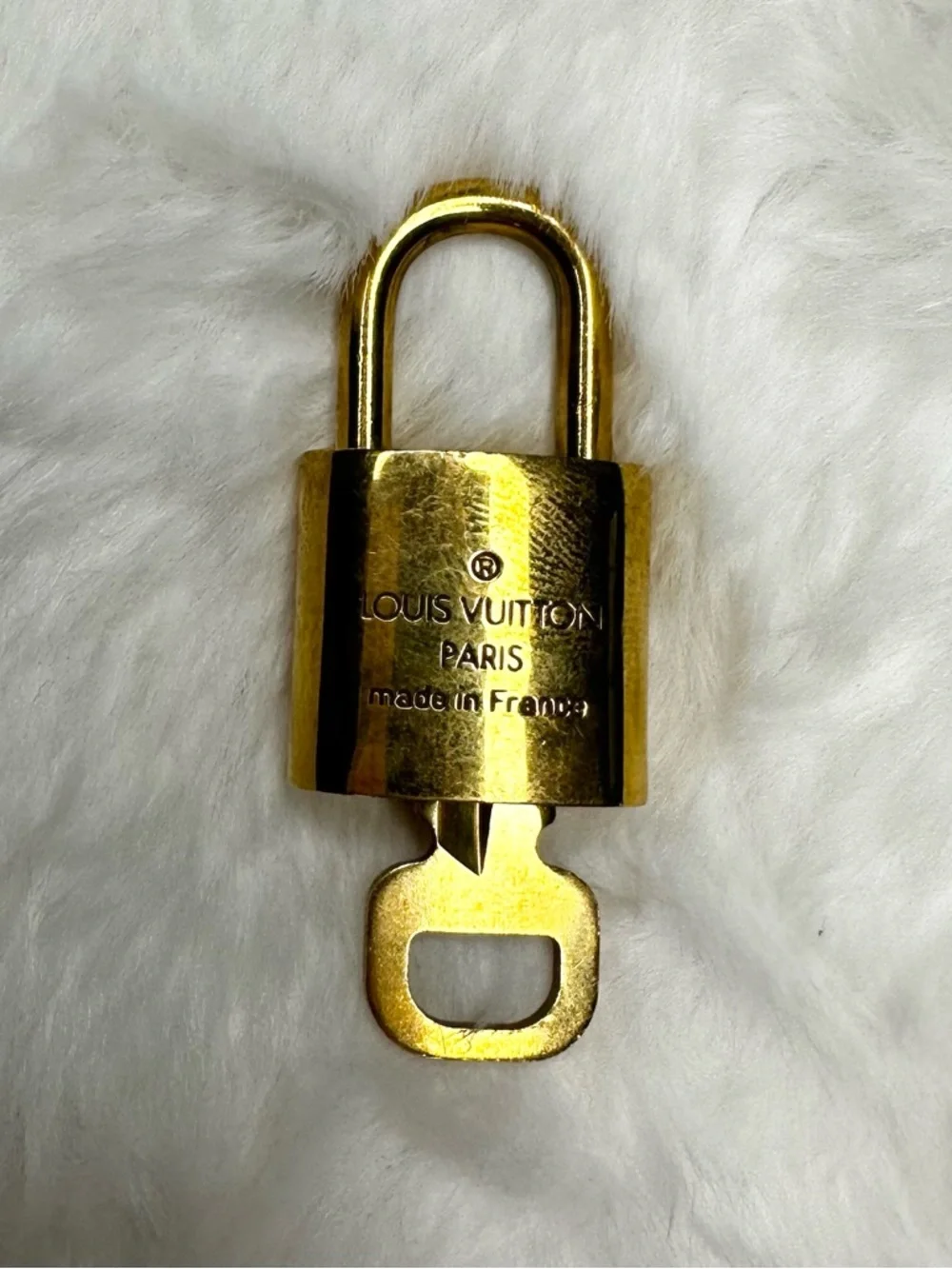 *LOUIS VUITTON* LV Monogram Lock & Key #310 - Picture 3 of 6